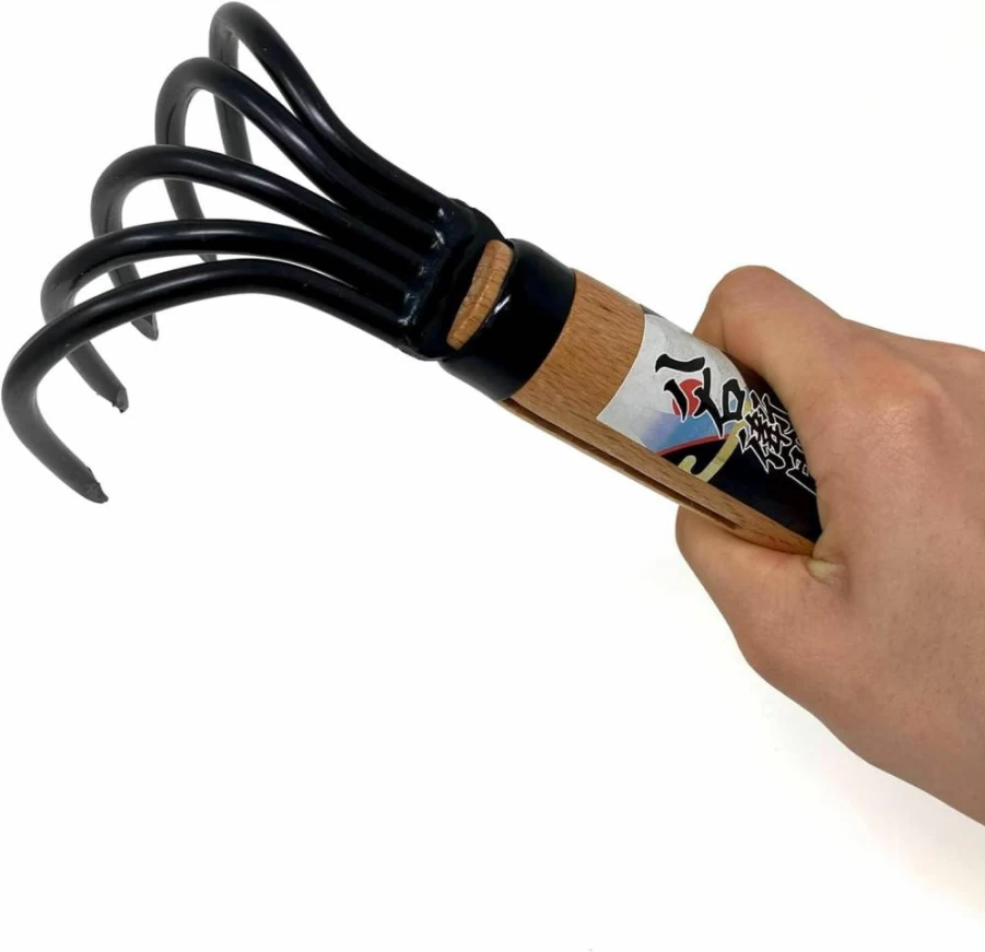 HACHIEMON Japanese Ninja Claw Garden Rake - Compact Sturdy Cultivator for Weeding and Soil Aeration - Authentic Made in Japan Gardening Tool