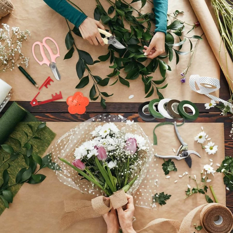 Retainbre 13-Piece Rose Gardening Kit with Thorn Remover, Pruning Shears, Floral Gloves, and Tape for Outdoor Garden Care